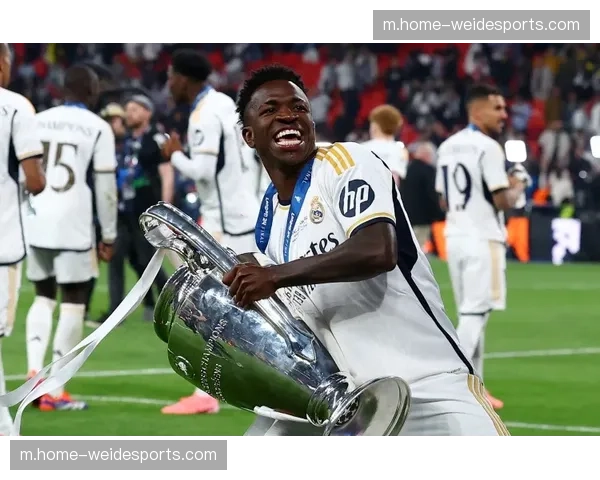 维尼修斯将独自扛起进攻大旗 皇马锋线重组应对核心伤缺